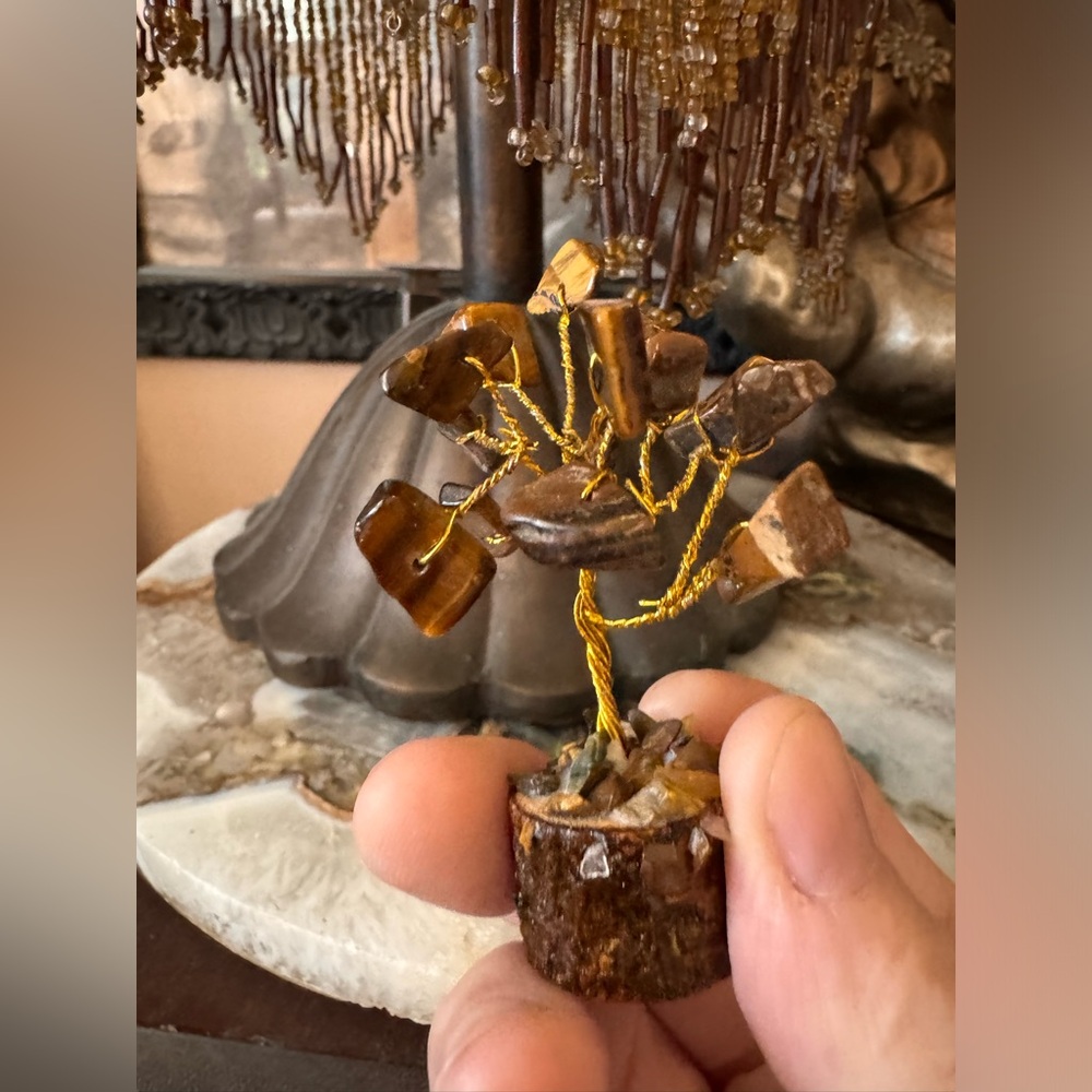 Tigers Eye Gemstone Tree 🌿